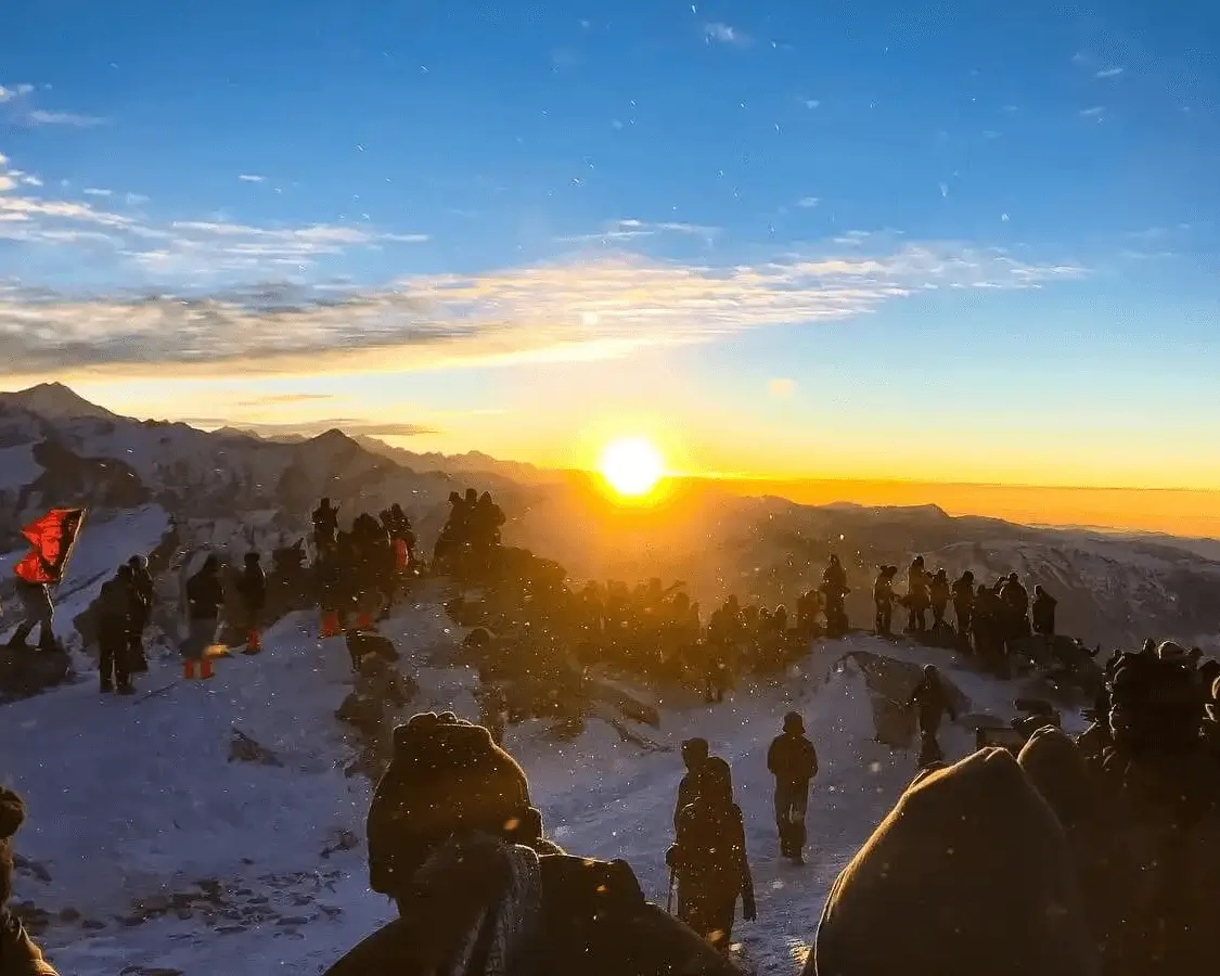 kedarkantha trek image 4 (4) (1) (1)